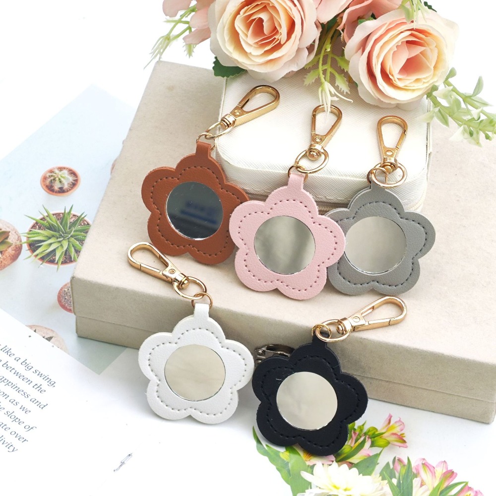 Flower Petal Shaped Mirror Bag - Initial Ring Custom ulasan dan harga